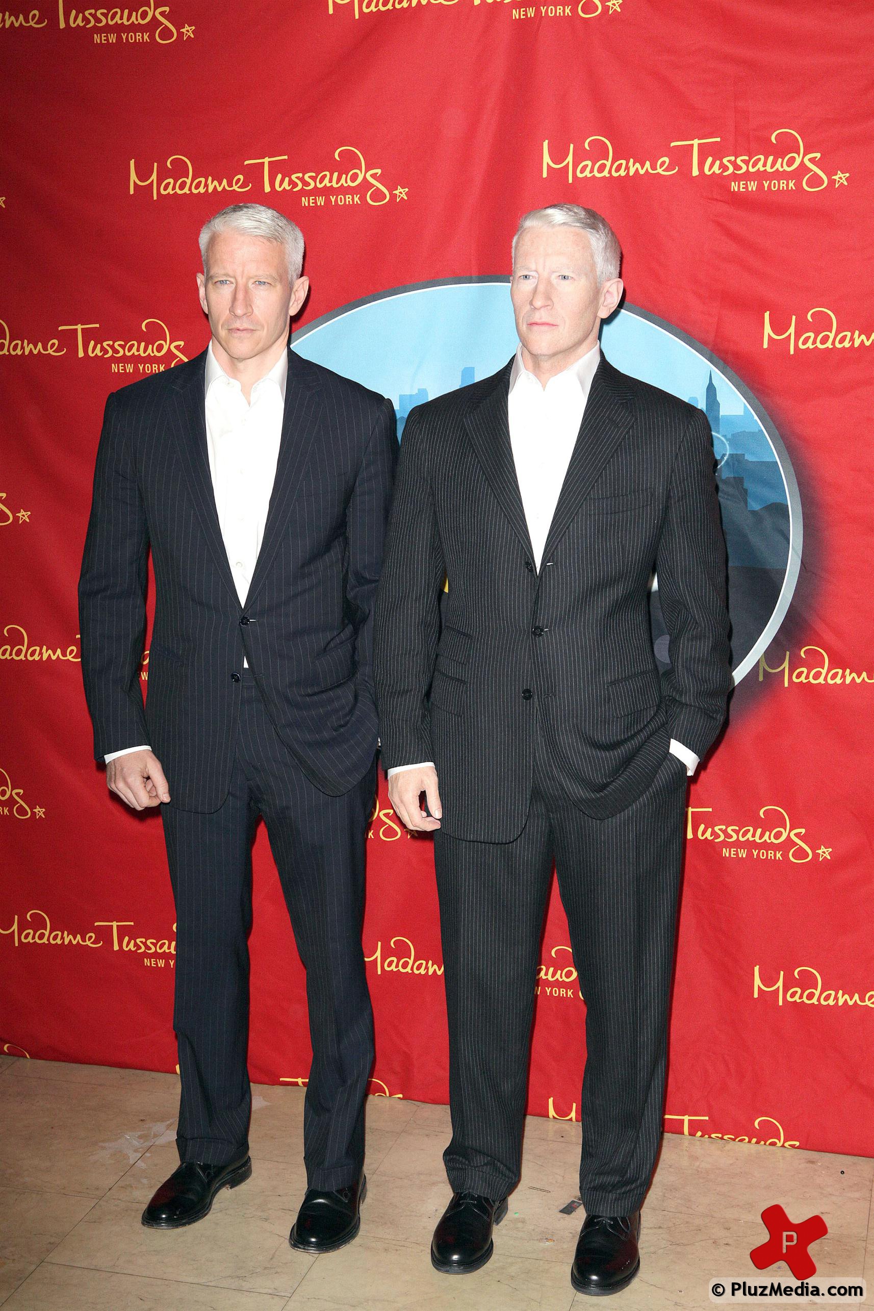 Anderson Cooper attends the unveiling his new wax figure photos | Picture 75935